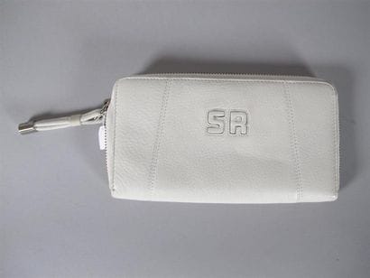 Sonia RYKIEL
Porte-feuille en cuir gainé...