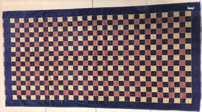 Yves SAINT LAURENT
Lot comprenant quatre...