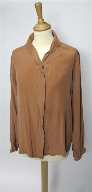 Ted LAPIDUS Boutique HAUTE COUTURE Paris
Lot...