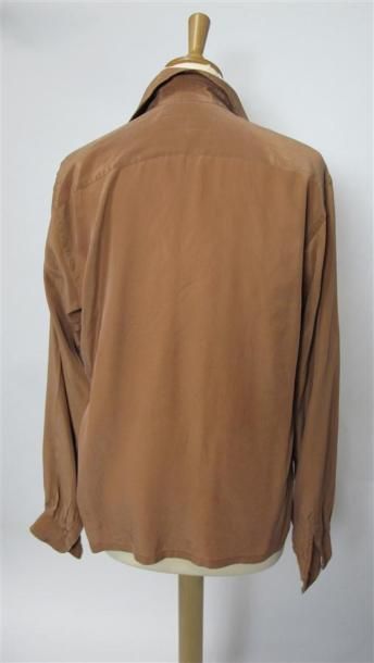 Ted LAPIDUS Boutique HAUTE COUTURE Paris
Lot...