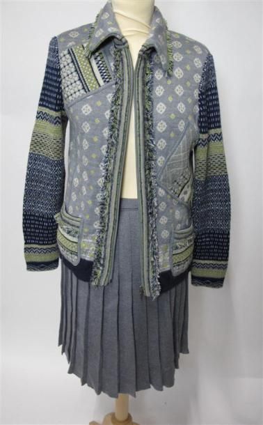 WEILL
Lot comprenant :
- Imperméable. Taille...
