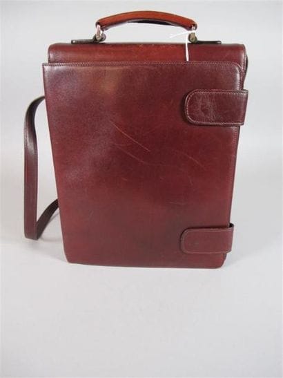 LANCEL
Sacoche pour homme à bandoulière en...