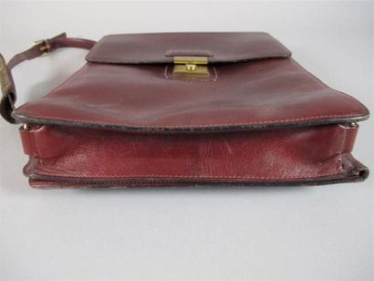 LANCEL
Sacoche pour homme à bandoulière en...