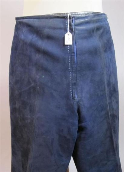 HERMÈS SPORT Paris
Pantalon large en cuir...