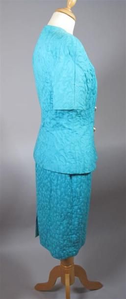 Guy LAROCHE Boutique Paris
Tailleur jupe...