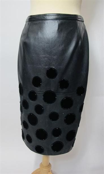 VALENTINO Pelle
Lot comprenant :
- Jupe en...