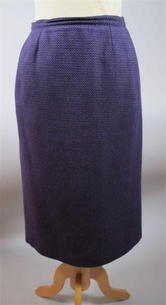 Guy LAROCHE
Tailleur jupe longue en laine...