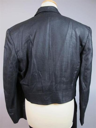 Louis FERAUD 
Ensemble comprenant : un tailleur...