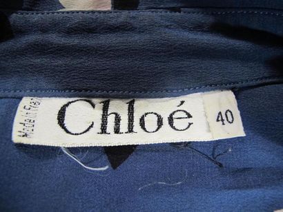 CHLOÉ
Lot comprenant deux tailleurs jupes...