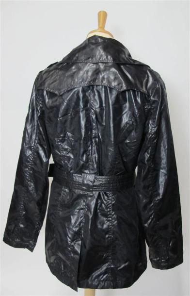 Inès de LA FRESSANGE JEANS
Imperméable 3/4.
Taille...