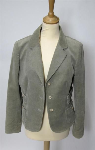 Inès de LA FRESSANGE JEANS
Imperméable 3/4.
Taille...