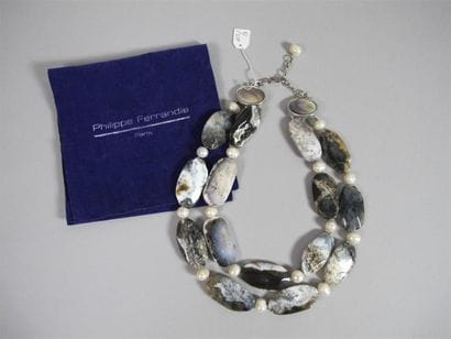 Philippe FERRANDIS
Collier à double rang...