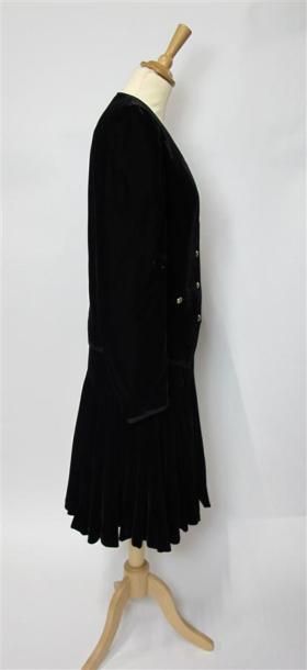 Yves SAINT LAURENT Rive Gauche
Tailleur jupe...