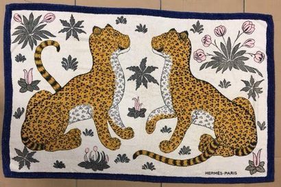 HERMÈS Paris
Lot de trois serviettes éponge,...