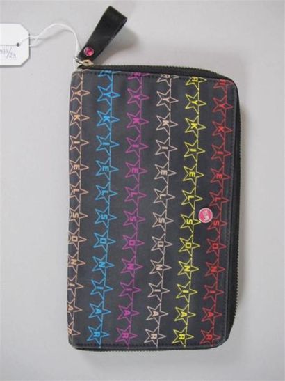 Sonia RYKIEL Paris
Porte-feuille en toile...