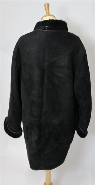 Gérard BABIN
Veste 3/4 en mouton retourné...