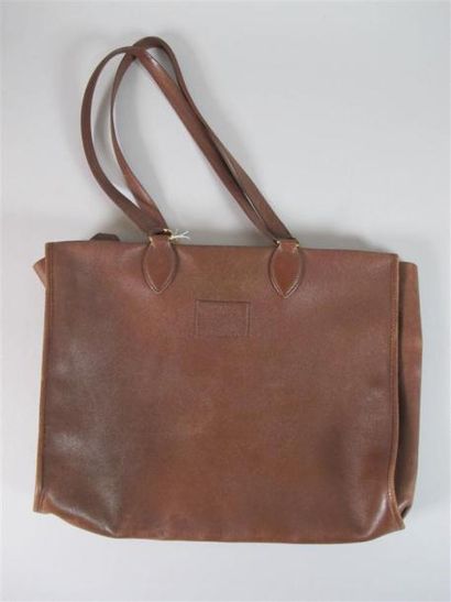 HERMÈS Paris
