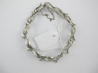 Bracelet à maillon U en argent. (Acciden...