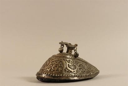 Pierre ponce, Travail IRANIEN
Haut. : 6 cm...