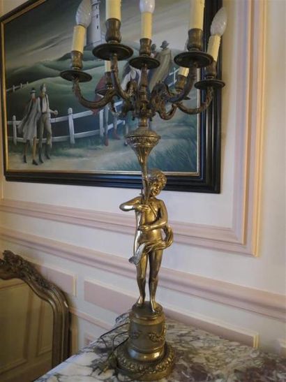 Paire de candélabres à sept bras de lumière...