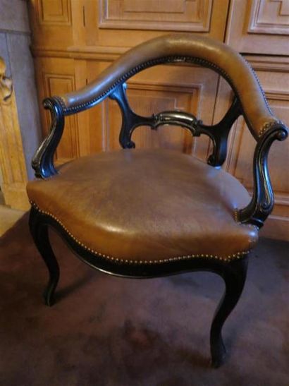 Fauteuil de bureau, vers 1900.
Style Louis...