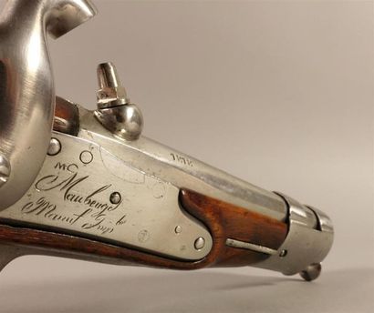 Pistolet de gendarmerie à percussion modèle...