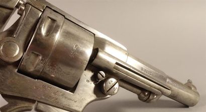 Revolver d'ordonnance de marine, six coups....