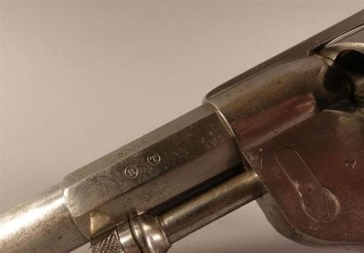 Revolver d'ordonnance de marine, six coups....