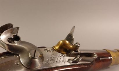 Pistolet d'arçon à silex de gardes du corps...