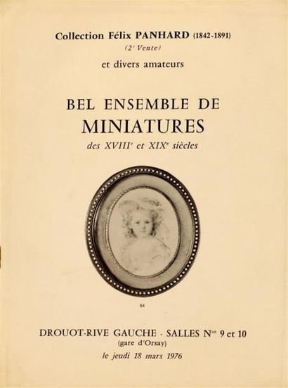 OBJETS DE VITRINE 
Bel ensemble de neuf catalogues...