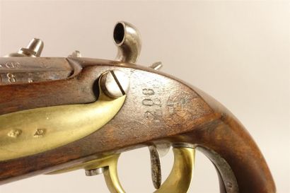 Pistolet d'arçon à percussion modèle 1822...