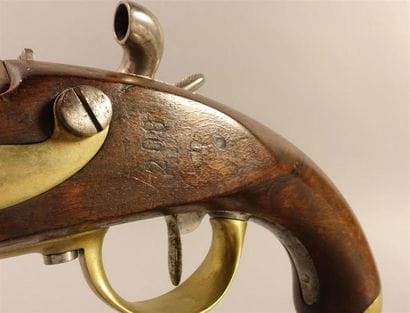 Pistolet d'arçon à percussion modèle 1822...