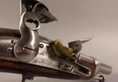 Pistolet de gendarmerie à silex modèle 1816....