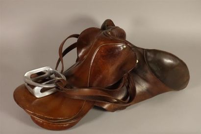 STÜBBEN
Selle de cheval en cuir avec des...