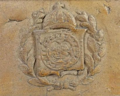 Brique aux Armes de l'Empire du Brésil. 
13...