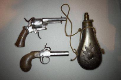 Baïonnette Mauser 98 1er type. 
Poignée à...