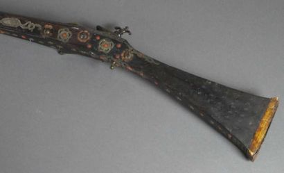 Fusil algérien à silex, dit Moukalah
Long...