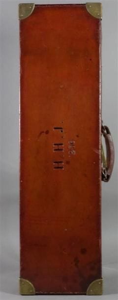 Valise de transport pour fusil anglais. 
Cuir...