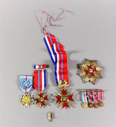 FRANCE
Ensemble de quatre médailles d'associations...