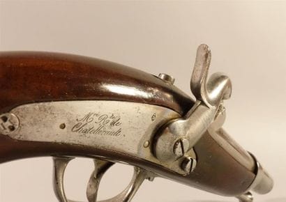 Pistolet de gendarmerie modèle 1842 à percussion....