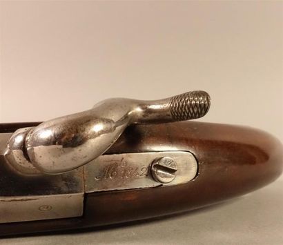 Pistolet de gendarmerie modèle 1842 à percussion....