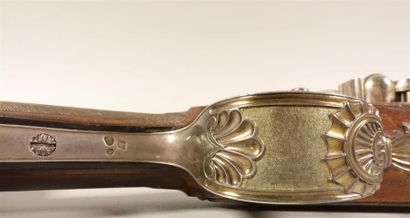 Superbe fusil de chasse à silex. 
Long et...