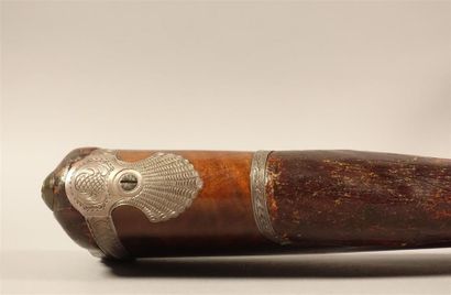 Superbe fusil de chasse à silex. 
Long et...