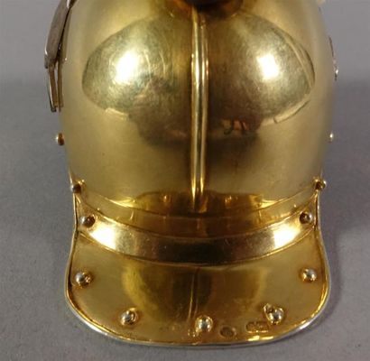 Casque miniature de chevalier garde russe....