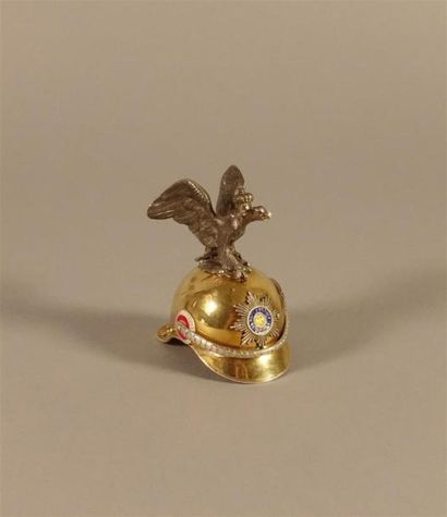 Casque miniature de chevalier garde russe....