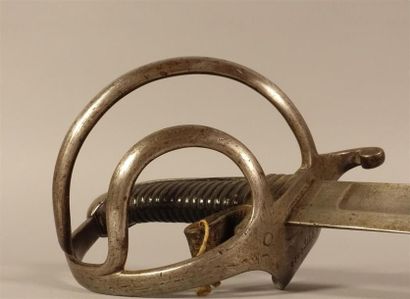 Sabre de cavalerie allemand. Poignée recouverte...