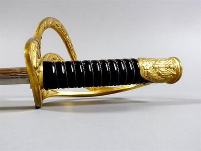 Sabre d'Officier belge, type 1822.
Poignée...