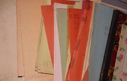 Collection de 40 affiches de ventes aux enchères...