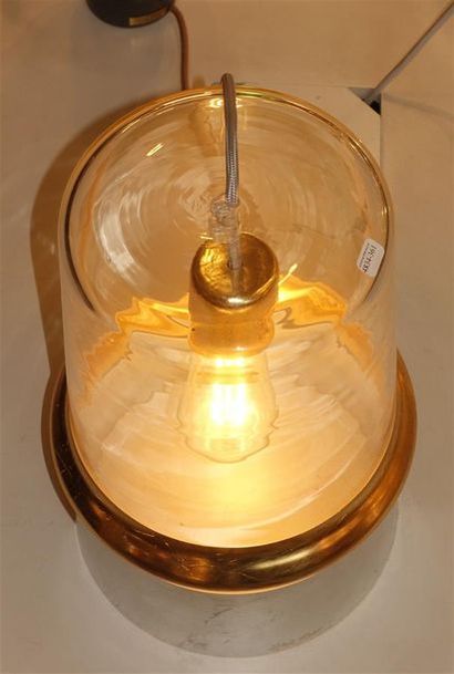 LAMPE DE TABLE Belle D'I CHIC Designer :...