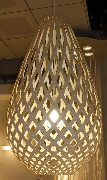 SUSPENSION KOURA Designer : David Trubridgel...